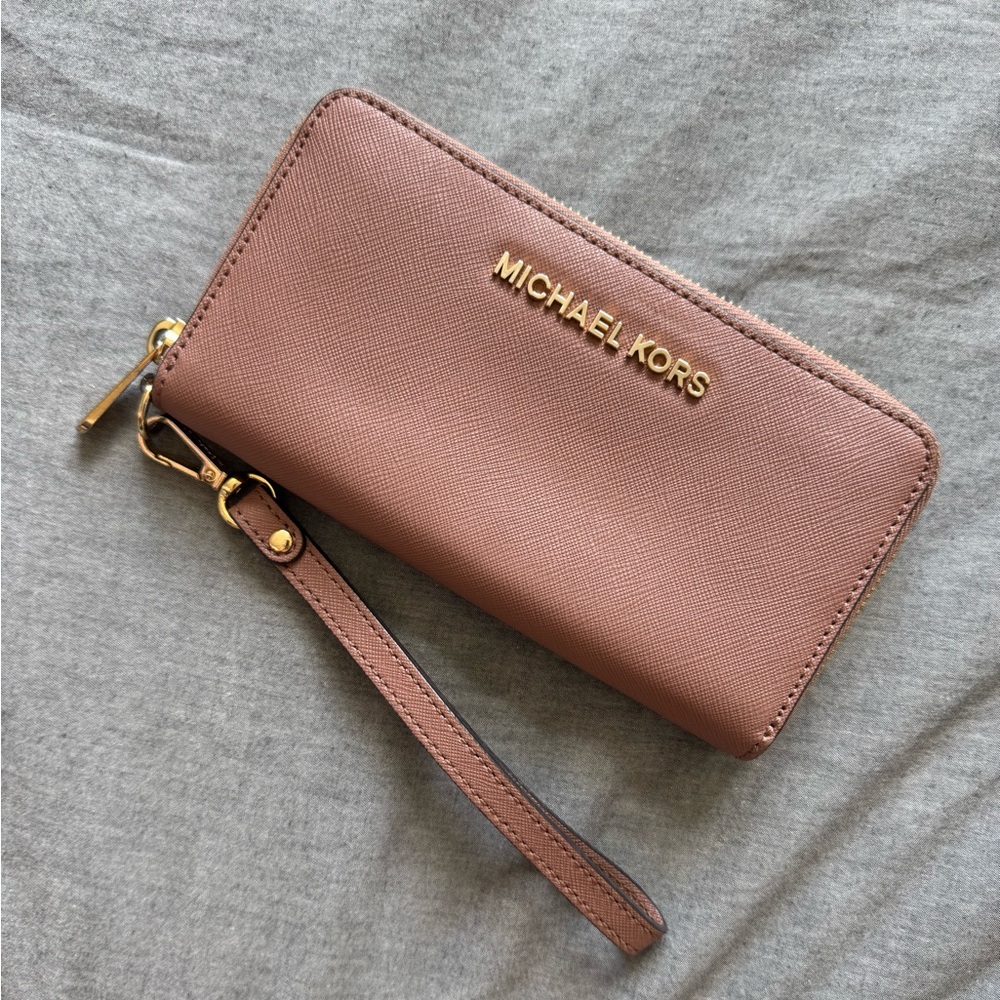 Michael Kors Leather Wristlet